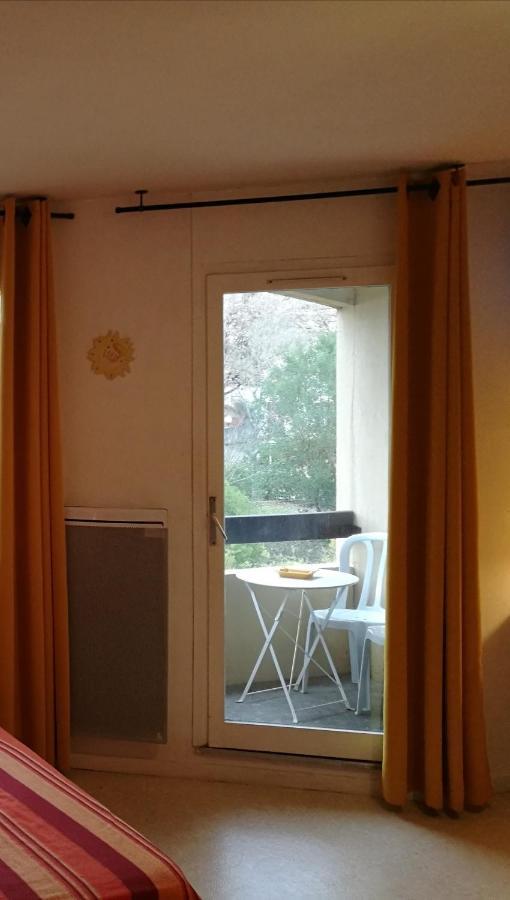 Studio "Le Rigaou" Gréoux-les-Bains Eksteriør billede